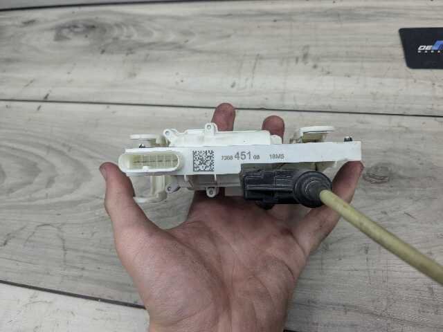 2016 BMW 750i G12 Rear Left Driver Door Latch Lock Actuator w/ Soft Close 2581897 16-22 OEM BMW G11 G12 REAR LEFT DRIVER Side Door Lock Latch Actuator SOFT CLOSE