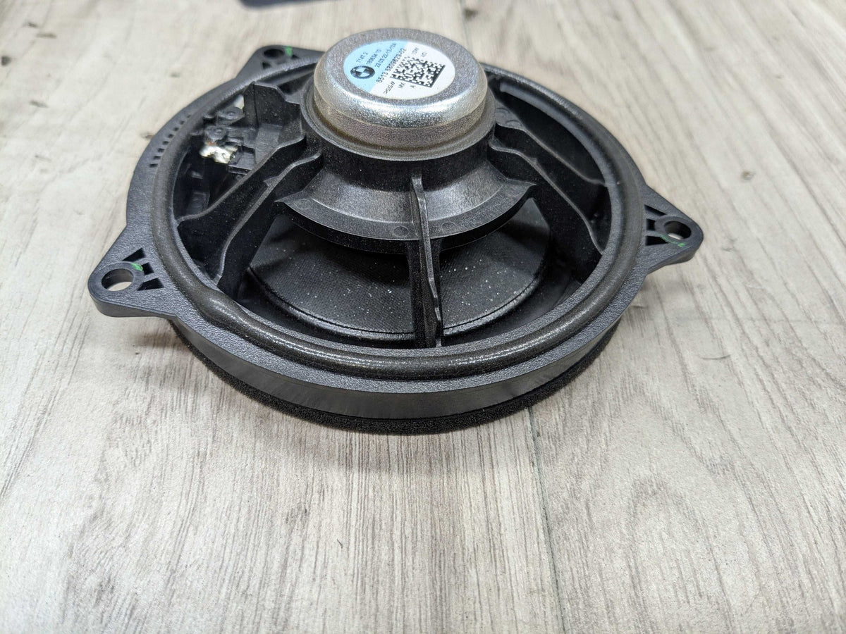 18-26 OEM BMW F97 G01 G05 G06 G20* G42 G87 X5 Door Audio Sound Midrange Speaker