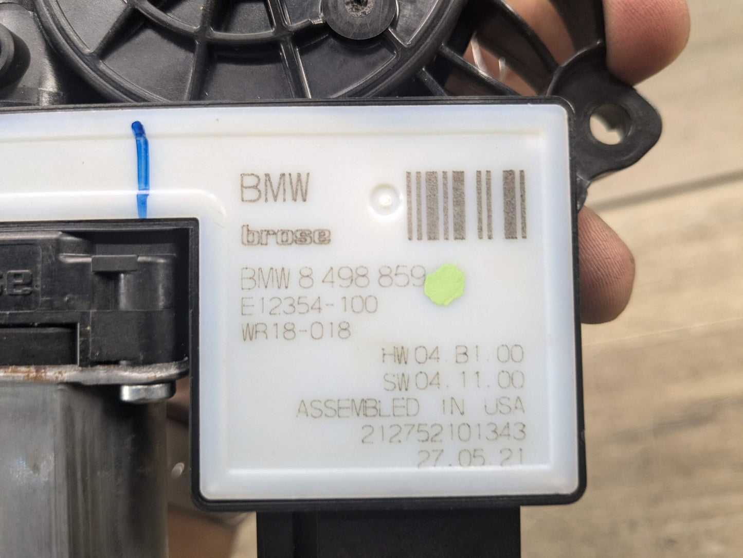 2021 BMW 330i G20 Front Left Driver Door Window Glass Regulator Motor 8498859 OEM BMW G20 G80 330 M340 M3 FRONT Left Driver Side Door Window Regulator Motor