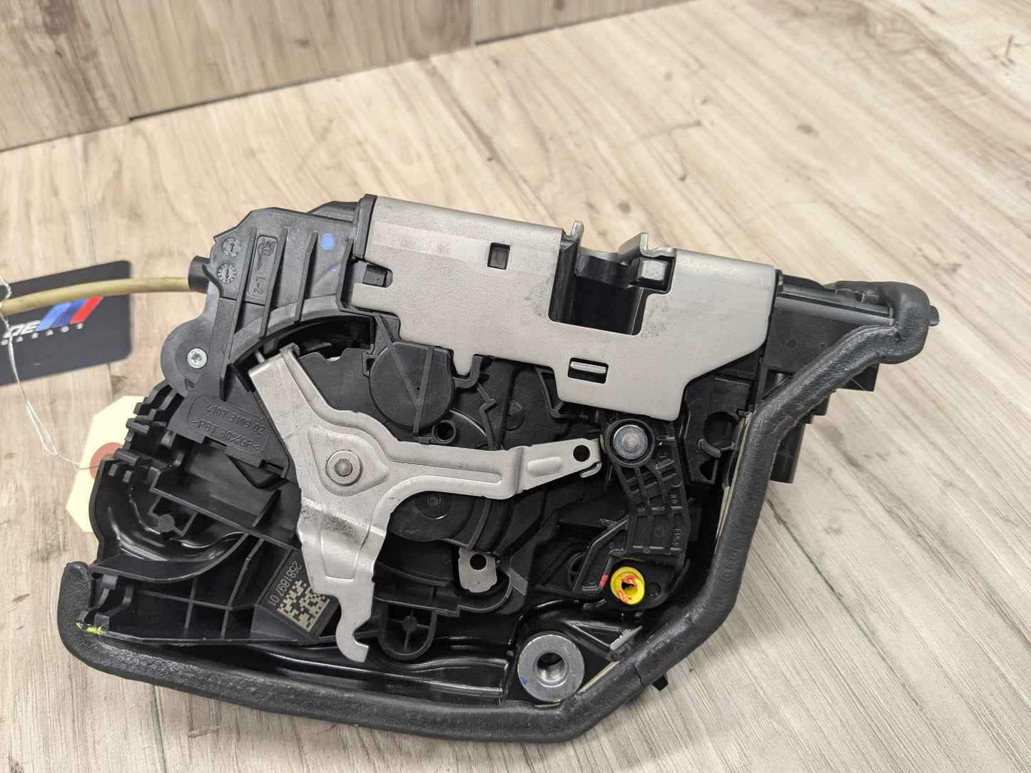 2017 BMW 750i G12 Rear Left Driver Door Latch Lock Actuator w/ Soft Close 2581897 OEM BMW G12 740 750 M760 B7 REAR LEFT DRIVER Door Lock Latch Actuator SOFT CLOSE