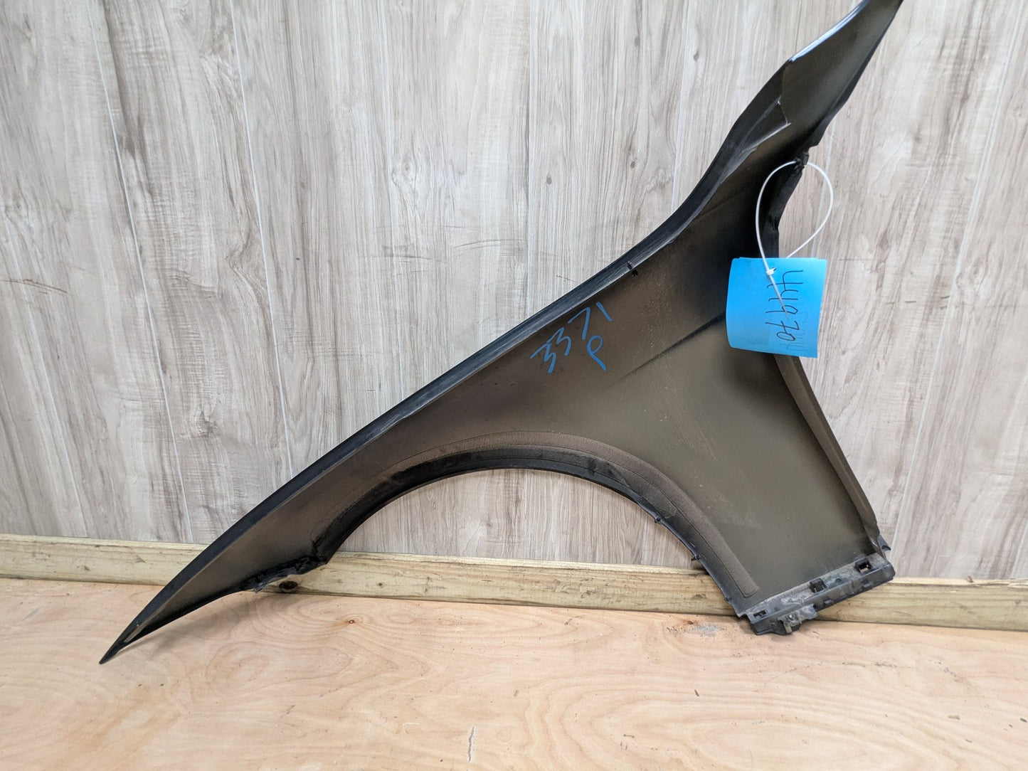OEM BMW F30 F31 328 330 335 340 Right Passenger Side Fender Panel Black 475 BLACK SAPPHIRE METALLIC (475)