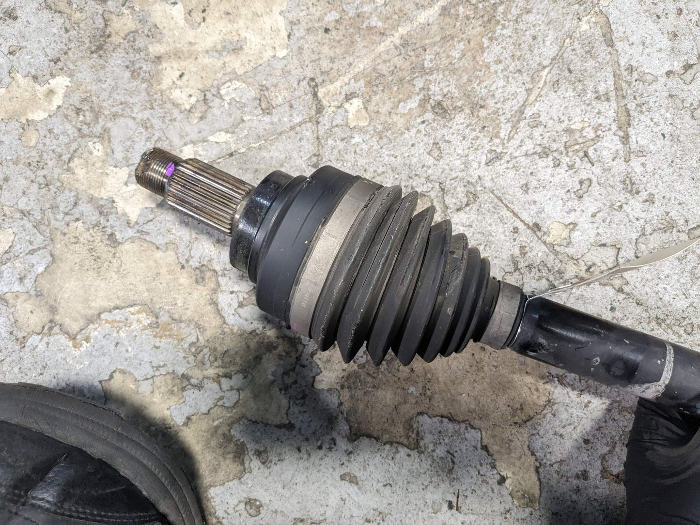 2015 BMW 328i F31 Rear Left Driver Half Shaft Output CV Axle 8603109