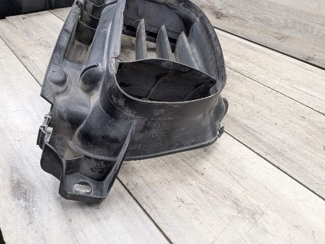 OEM BMW F10 528 535 Front Lower Radiator Air Duct Grille