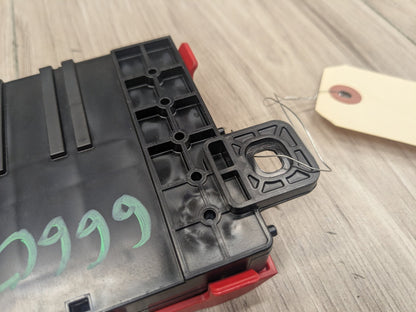OEM BMW G11 G12 G14 G15 G16 G30 B+ Junction Terminal Power Relay Fuse Box