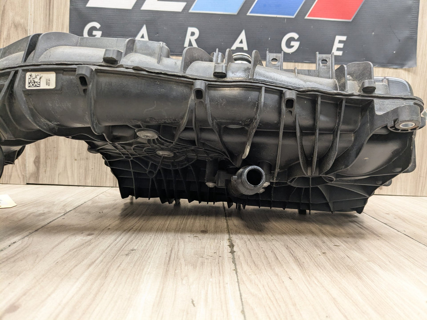 OEM BMW G01 G20 G26 G30 230 330 430 530 X3 Engine B46 Intake Manifold 8647975