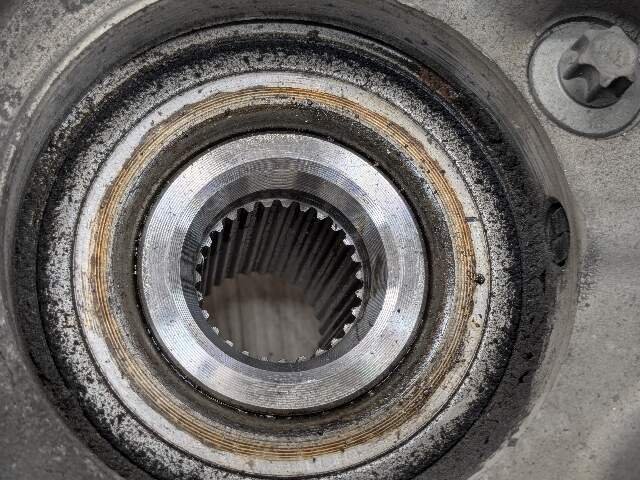 2014 Mercedes-Benz E550  Front Right Passenger Spindle Knuckle w/ Bearing 0