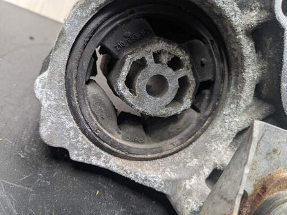 2013 BMW 750i N63B44O1 Transmission Transfer Case k 7649782
