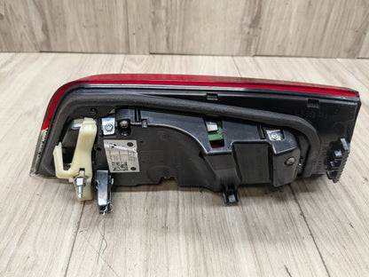 2019 BMW 330i G20 Rear Right Passenger Inner Tail Light 7420456 19-21 OEM BMW G20 G80 330 M340 M3 Rear Right Passenger LED Inner Stop Tail Light OEM