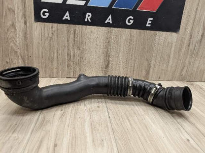 08-13 OEM BMW E88 E90 E92 E93 135 335 Engine Turbo Air Duct