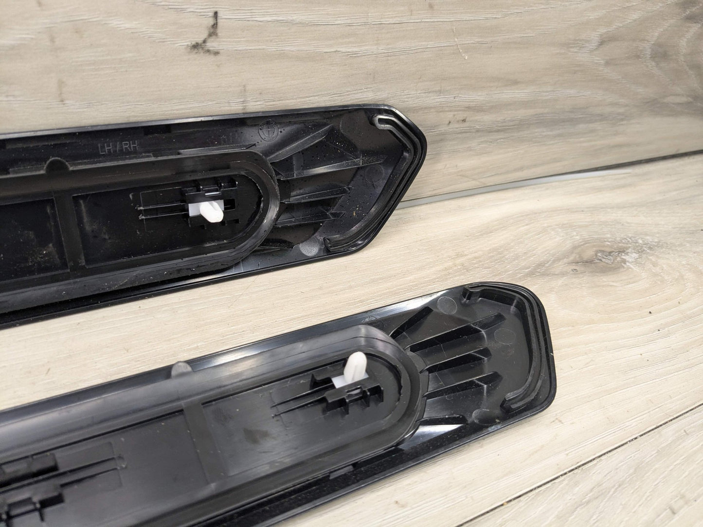 *NOTE* OEM BMW G01 G02 X3 X4 X Line Front Left Right Door Trim Cover Trim Sills