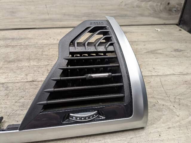 OEM BMW G01 G02 F97 F98 X3 X4 X3M X4M Front Right Passenger Air Vent Grille
