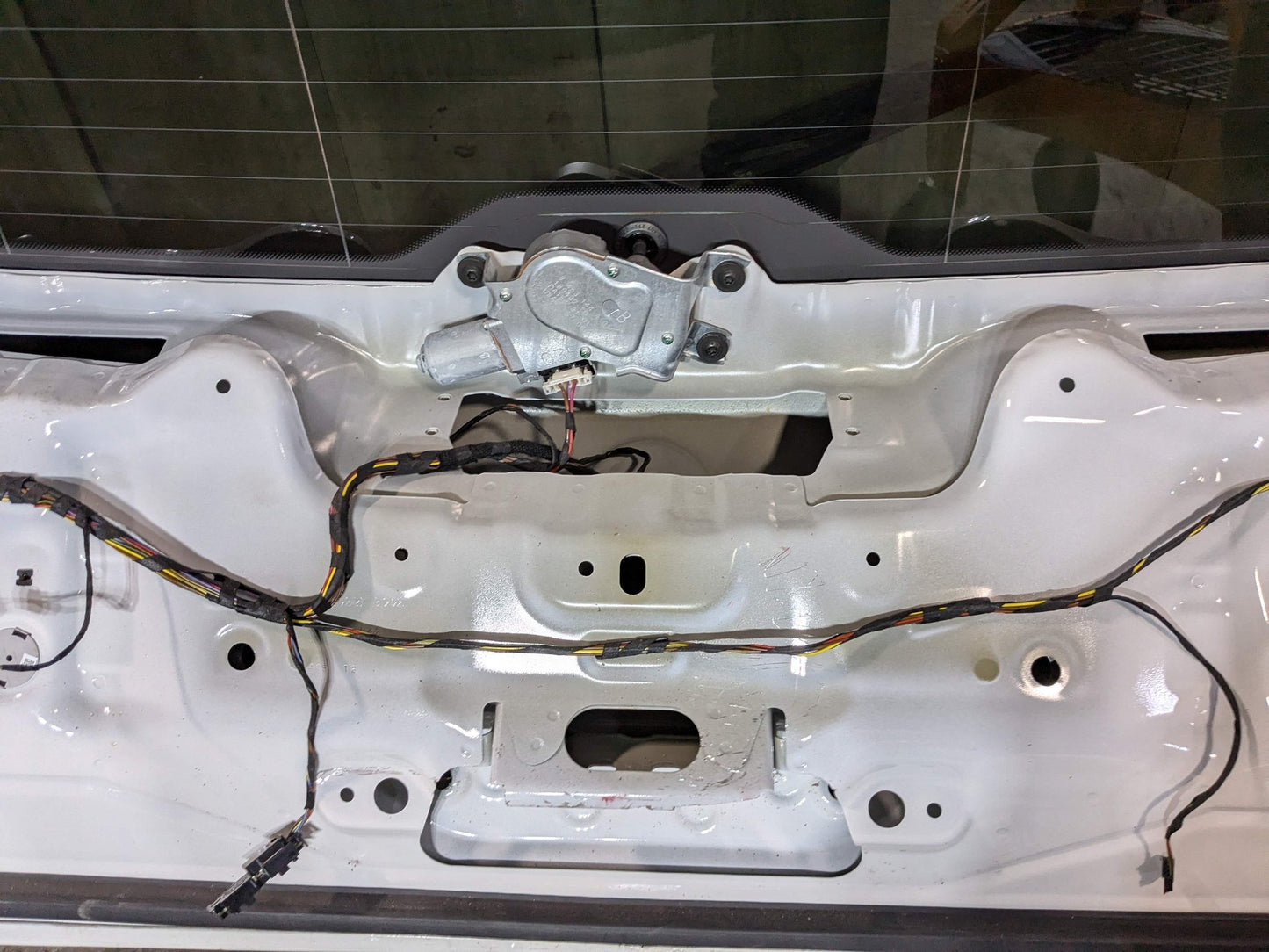 18-23 OEM BMW F39 X2 Rear Liftagte Tailgate Trunk Lid Tail Gate Upper Door White 300
