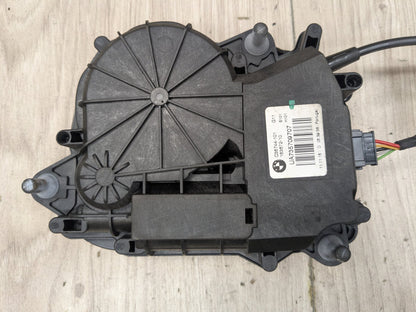 2016 BMW 750i G12 Liftgate Trunk Lid Liftgate Lock Latch Actuators SET 7441014 16-22 OEM BMW G11 G12 740 750 M760 Trunk Lid Power Lock Drive Actuator