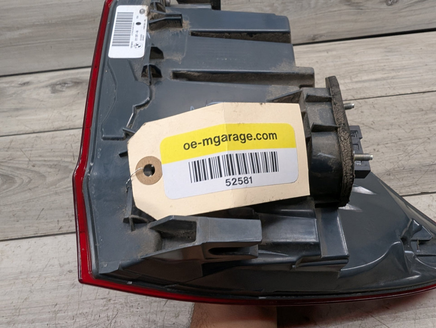 14-18 BMW OEM F15 F85 X5 X5M Rear Right Passenger Side Outer Stop Tail Light