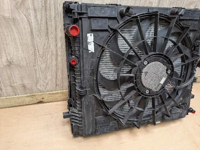 18-24 OEM BMW G01 G02 X3 X4 30i 30iX B46 Radiator Condenser Fan Shroud SET 600W