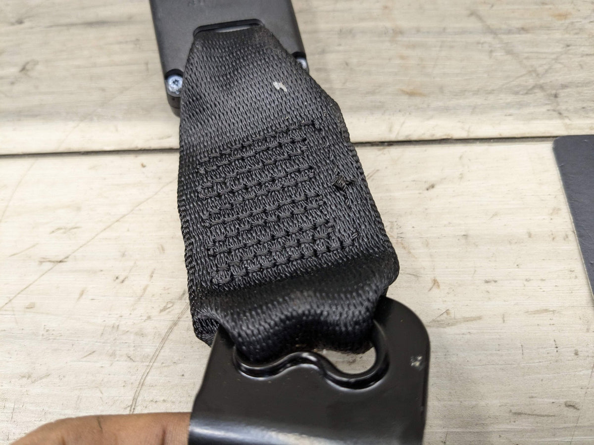 OEM BMW F22 F30 F32 F80 F82 M3 M4 REAR Left Right Seatbelt Seat Belt Buckle