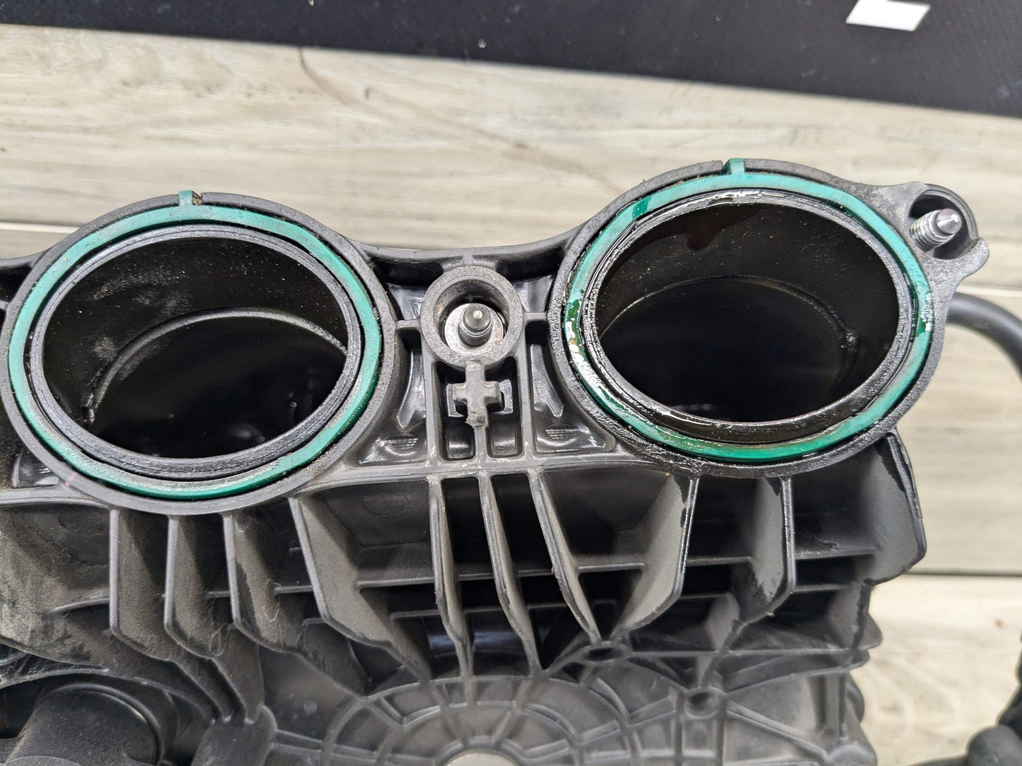 OEM BMW G01 G20 G26 G30 230 330 430 530 X3 Engine B46 Intake Manifold 8647975