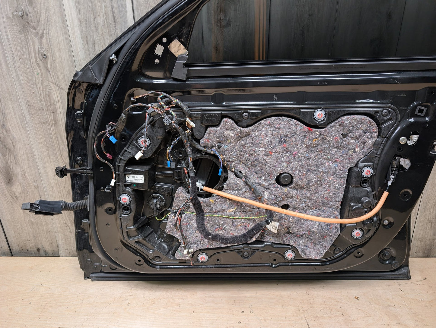 OEM BMW F90 G30 530 540 M550 M5 Front Right Passenger Door Shell Panel Black 475