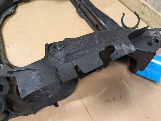 OEM Mercedes W212 E350 E550 4Matic Front Subframe Suspension Crossmember