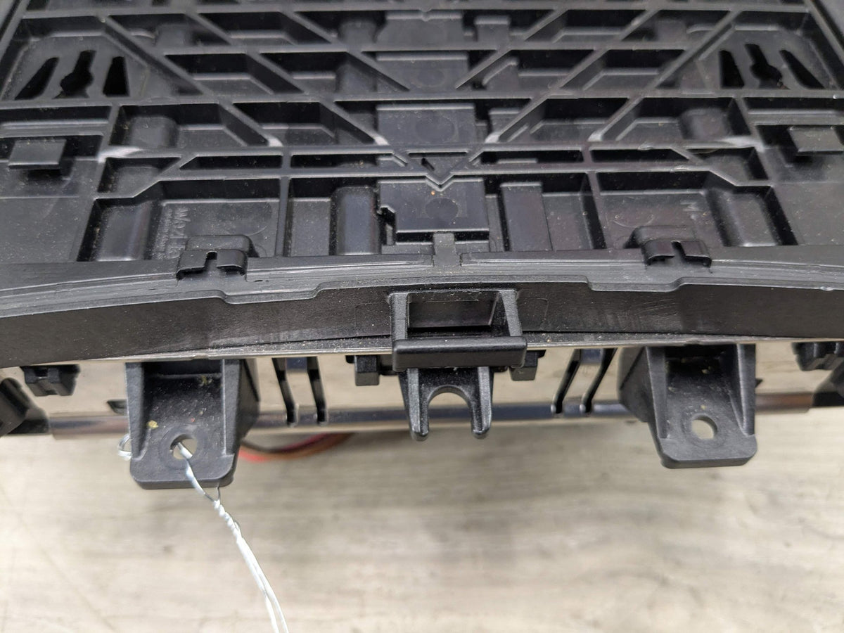 16-22 OEM BMW G11 G12 740 750 Center Console Cup Holder Storage Compartment