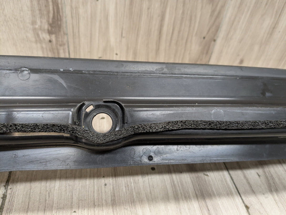OEM BMW F90 M5 G30 530 540 M550 Front Left Engine Support Sealing Cover Trim SET