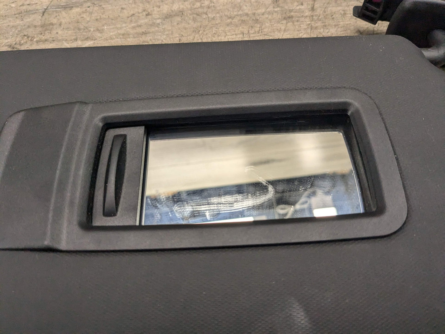 2020 M340 G20 Front Right Passenger Sun Visor 19-23 OEM BMW G20 330 M340 Interior Sun Visor Right Passenger Side Black