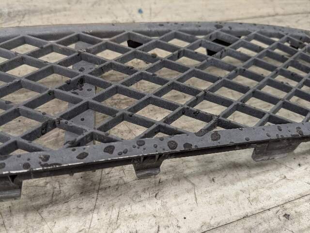 *OEM BMW Front Left Right Center Lower Bumper Grille Vent Trim