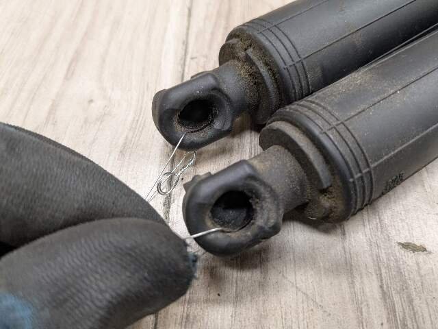 OEM BMW F48 X1 Rear Left Right Trunk Liftgate Shock Hatch Strut Supports SET