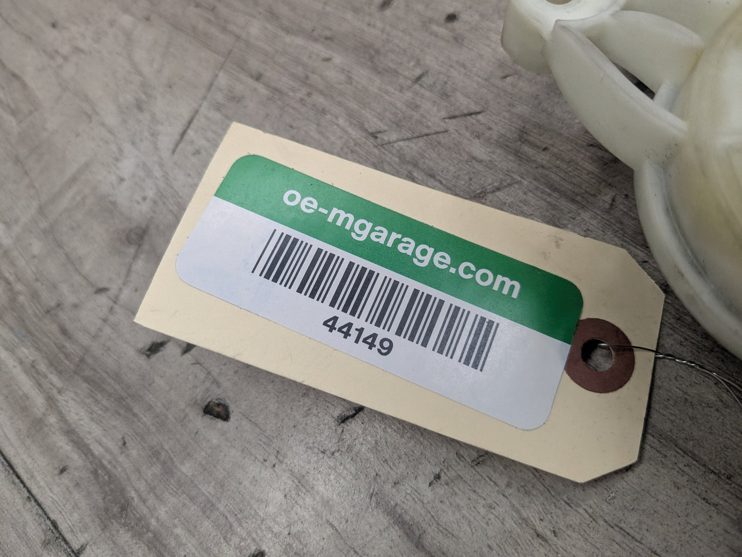 2019 BMW 330i G20 Front Left Driver Door Window Glass Regulator Motor 8495865 19-24 OEM BMW G20 G80 330 M340 Front Left Driver Door Window Regulator Motor