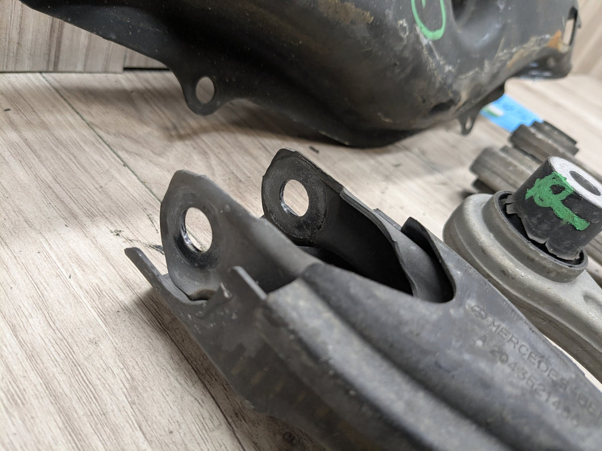 OEM Mercedes W204 W207 W212 Rear Right Passenger Upper Lower Control Arm SET
