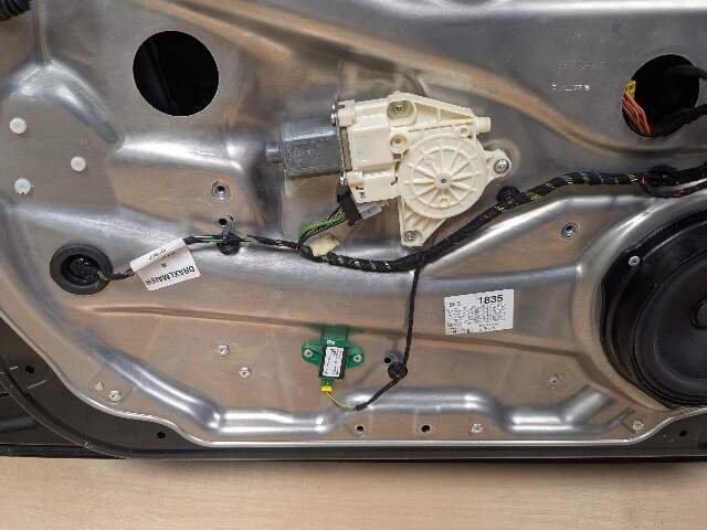 10-16 OEM Mercedes W212 E350 E400 E550 Front Left Driver Door Shell Panel Black