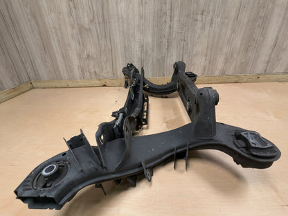 10-16 Mercedes A207 C207 W204 W207 W212 Rear Subframe Support Cradle Crossmember
