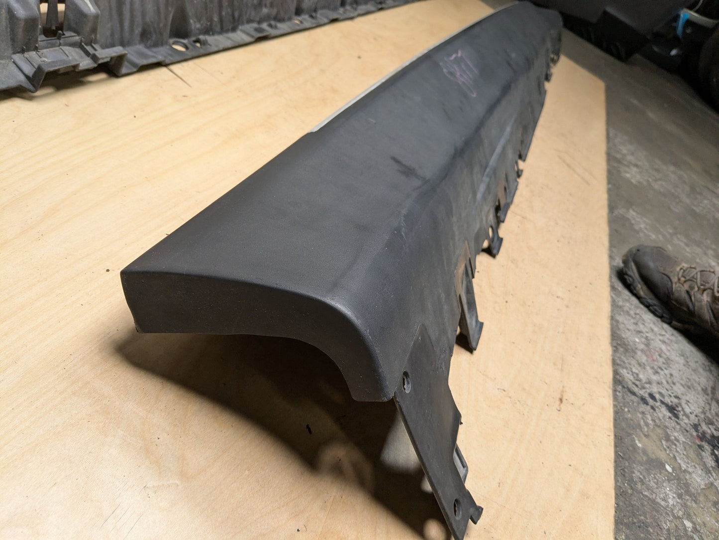 OEM BMW F15 X5 Right Passenger Running Step Board Side Skirt Panel w Bracket