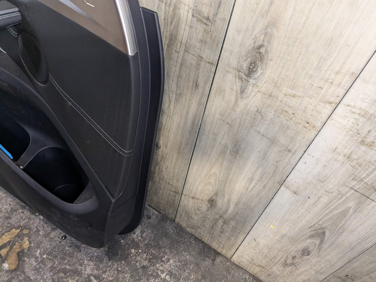 2019 BMW X3 G01 Front Left Driver Interior Door Panel Card 7410281 OEM BMW G01 X3 FRONT Left Driver SIde Interior Door Panel Card Trim Cover Black OEM