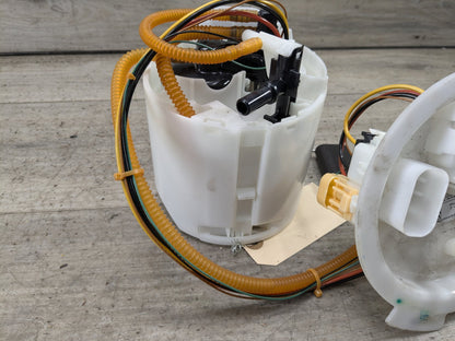 17-20 OEM BMW G30 M550iX Engine N63R Gas Tank Mount Fuel Pump w/ Sending Unit