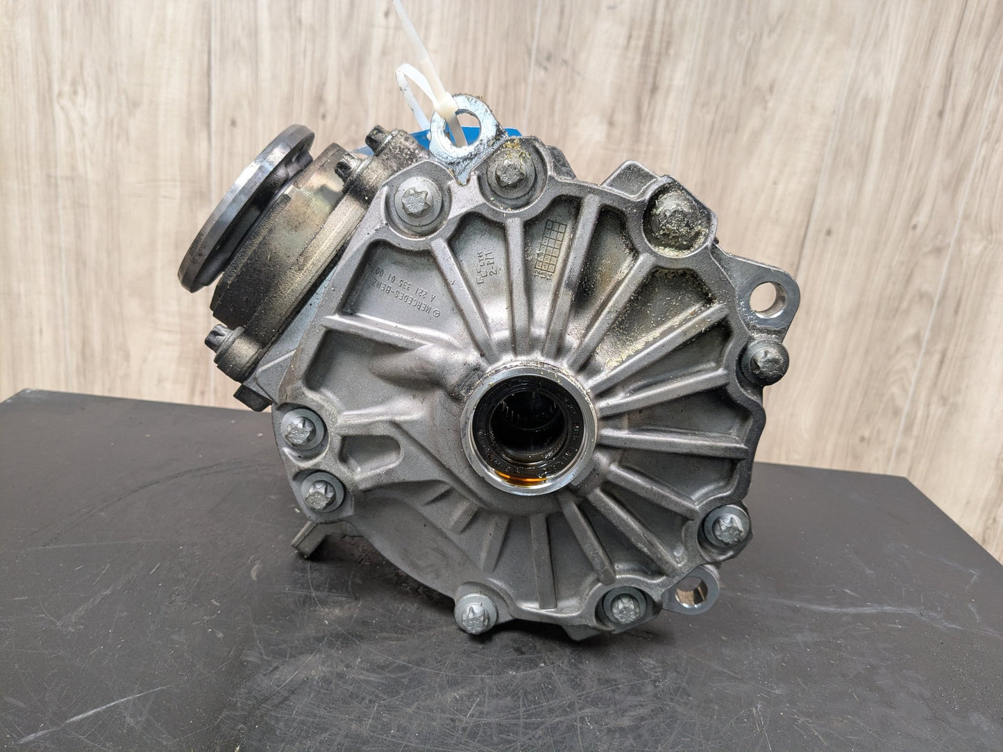 2014 Mercedes-Benz E550 W212 Front Axle Carrier Differential 0 10-20 OEM Mercedes W212 E550 4Matic Front Axle Differential Carrier Ratio 2.47