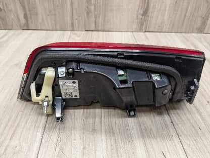 2019 BMW 330i G20 Rear Right Passenger Inner Tail Light 7420456 19-21 OEM BMW G20 G80 330 M340 M3 Rear Right Passenger LED Inner Stop Tail Light