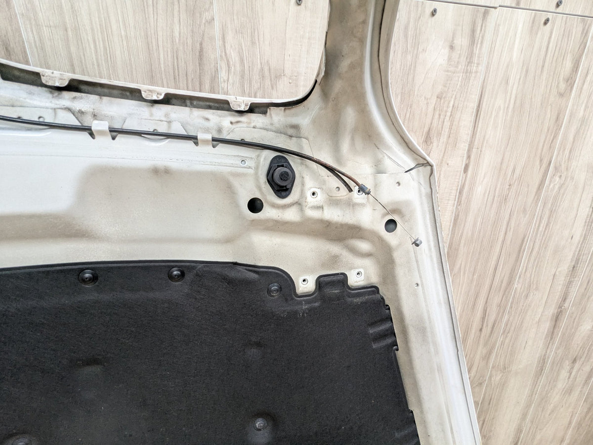 2009 BMW X5 E70 Hood Bonnet Shell Panel ALPINWEISS III (300)