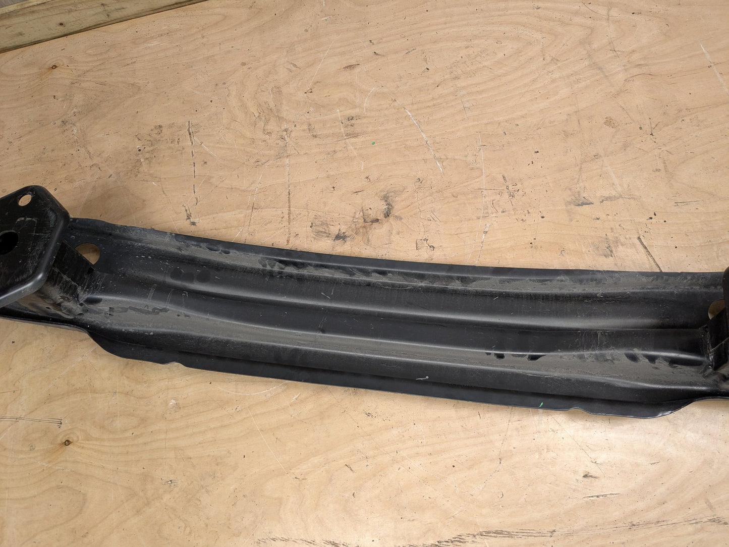 OEM BMW F22 F23 F87 228 M235 M240 Rear Bumper Reinforcement Carrier Impact Rebar