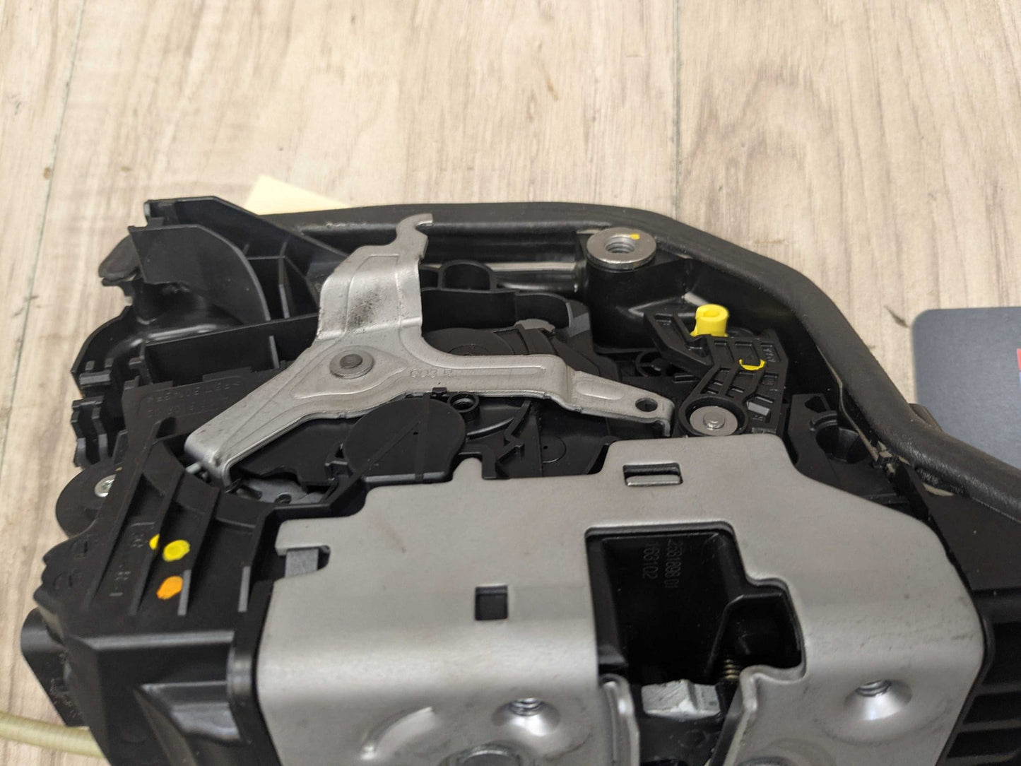 2017 BMW 750i G12 Rear Right Passenger Door Latch Lock Actuator w/ Soft Close 2581898 OEM BMW G12 740 750 B7 REAR RIGHT PASSENGER Door Lock Latch Actuator SOFT CLOSE