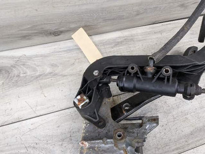 1996 - 2003 BMW Z3 E36 MANUAL Gas Pedal Clutch Brake Assembly 1158659 M54B25O0