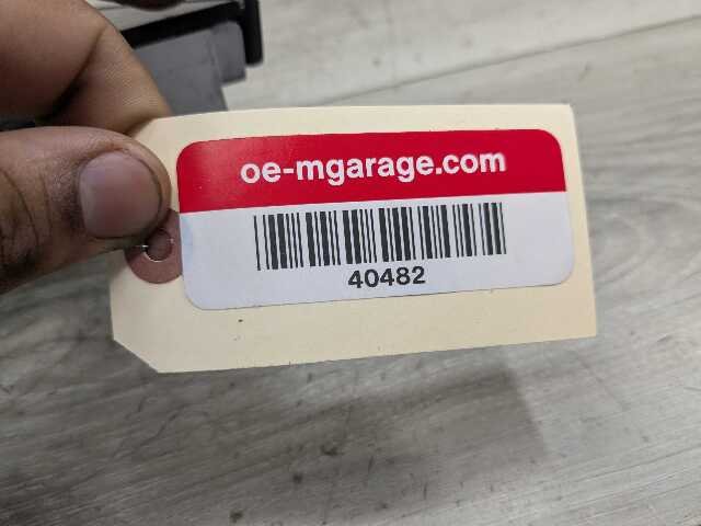 2022 BMW 330i G20 Monitor Display Screen 5A3E575 OEM BMW G20 G22 G23 G26 G42 PRE-LCI Navigation Monitor Display Screen 8.8"