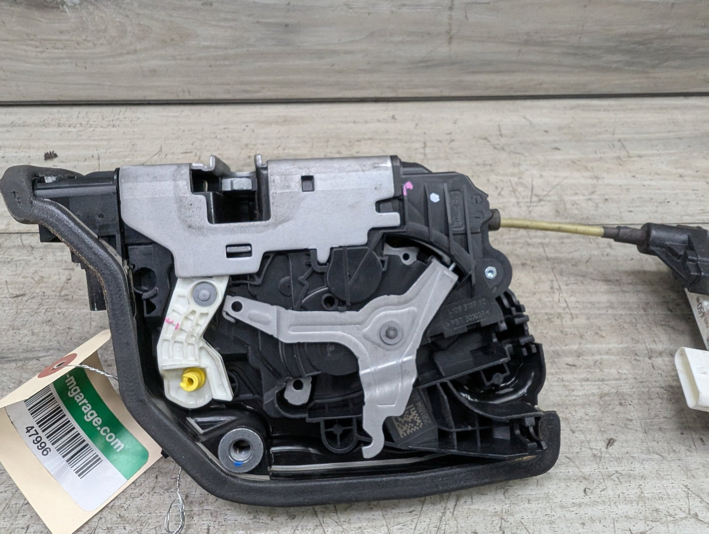 2017 BMW 740i G12 Front Right Passenger Door Latch Lock Actuator w/ Soft Close 2581894 16-22 OEM BMW G11 G12 FRONT RIGHT PASSENGER Door Lock Latch Actuator SOFT CLOSE