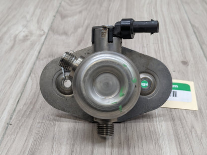 16-20 OEM BMW G11 G12 750 G30 M550 Engine N63R HPFP High Pressure Fuel Pump 5-8