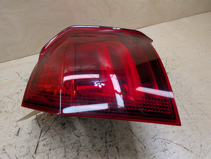 2010-2017 BMW 535i GT xDrive F07 Rear Right Passenger Outer Tail Light 7341516 OEM