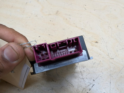 OEM BMW E70 E82 E90 E92 E93 N54 N55 Helbako Fuel Pump Relay Control Module EKPM3