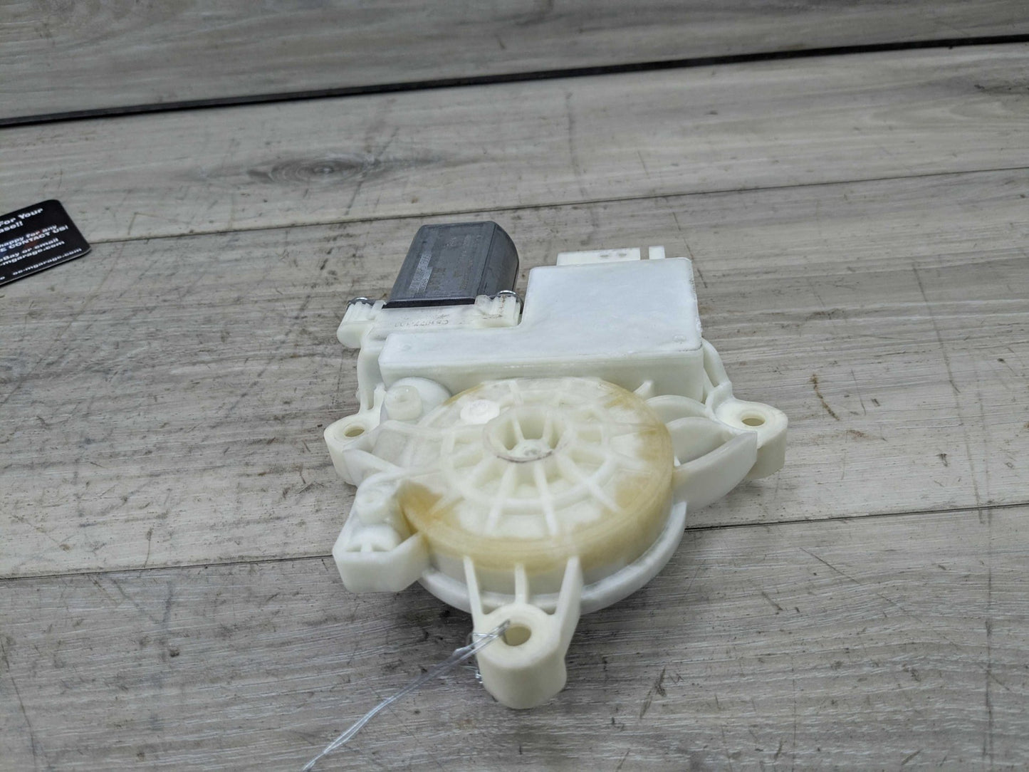 2019 BMW 330i G20 Front Right Passenger Door Window Glass Regulator Motor 8495866 19-24 OEM BMW G20 G80 330 M340 Front Right Passenger Door Window Regulator Motor