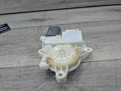 2019 BMW 330i G20 Front Right Passenger Door Window Glass Regulator Motor 8495866 19-24 OEM BMW G20 G80 330 M340 Front Right Passenger Door Window Regulator Motor