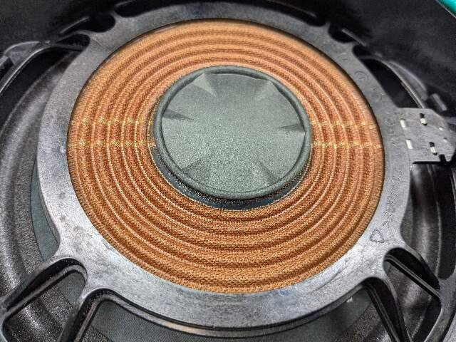 16-22 OEM BMW G30 G12 F90 Front Right Passenger Sub Subwoofer Speaker Harman