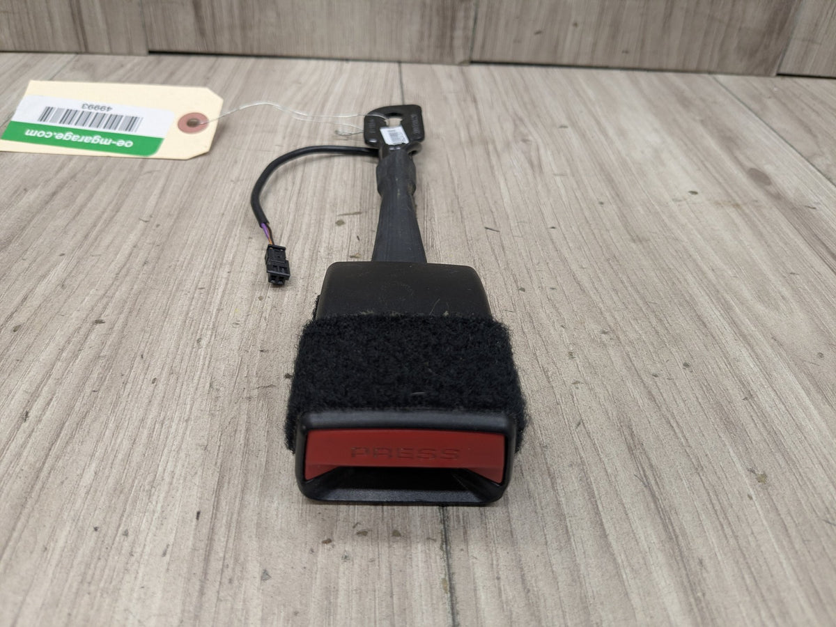 OEM BMW F15 F16 F85 F86 X5 X6 Front Left Driver Right Passenger Seat Belt Buckle